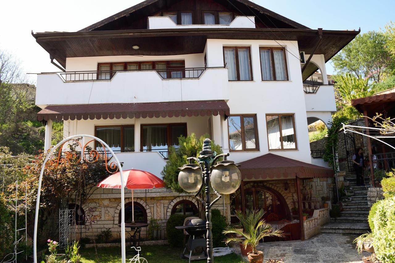 Guest House Villa Katty Balchik Eksteriør billede