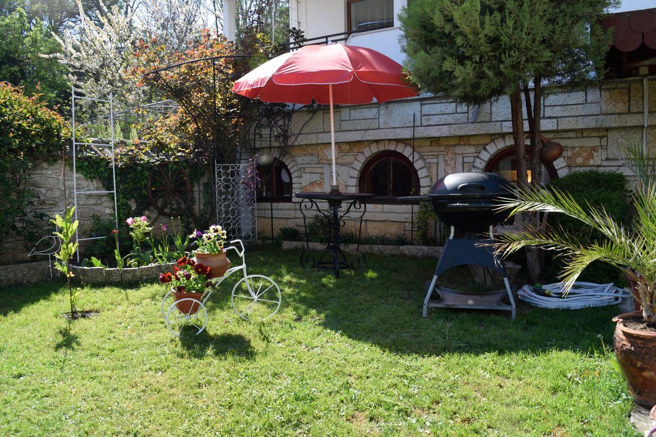 Guest House Villa Katty Balchik Eksteriør billede